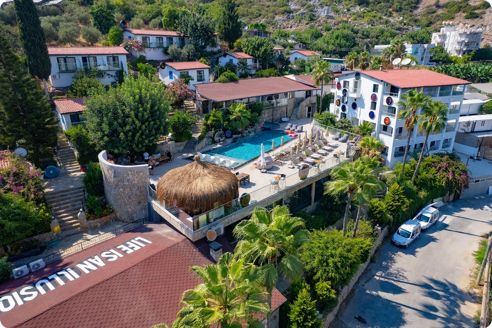 İllusion Beach Club Hotel